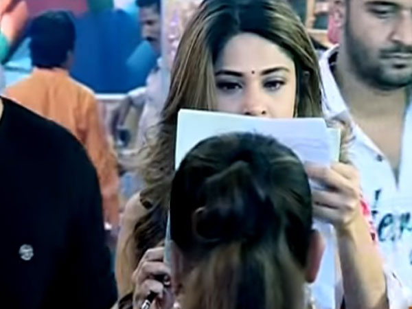 Zoya & Aditya Get Divorced! Zoya & Aditya Get Divorced!