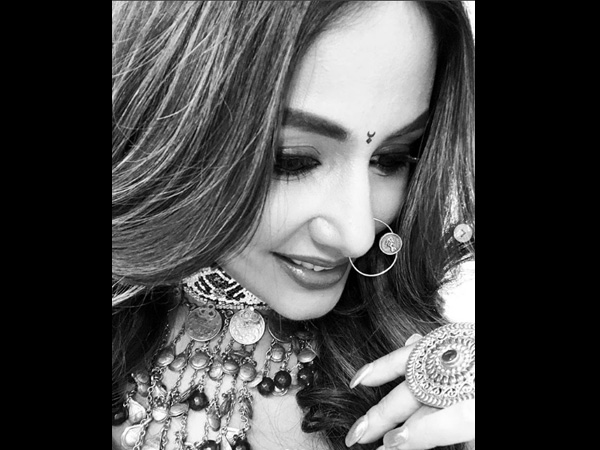 On Her Absence From KZK 2 