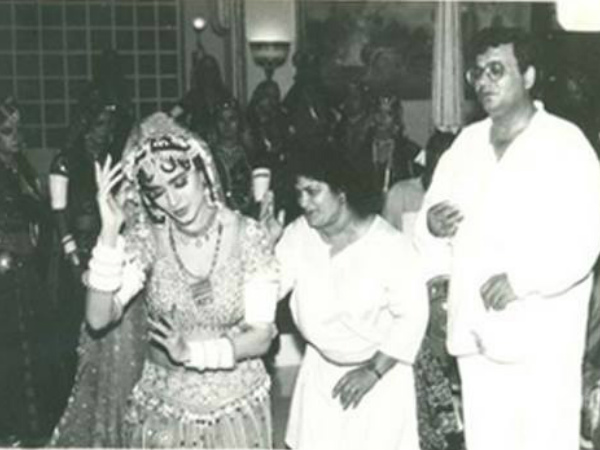 Choli Ke Peeche Kya Hai (Khalnayak)