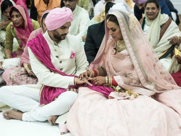 The Hush-Hush Wedding The Hush-Hush Wedding