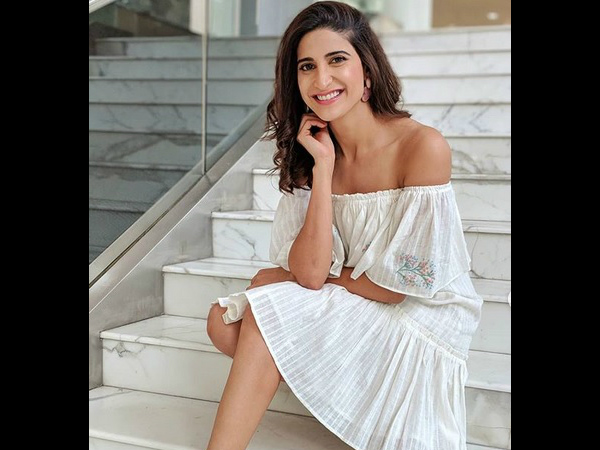 Aahana On If She Faced Advances From Anyone In Bollywood Aahana On If She Faced Advances From Anyone In Bollywood