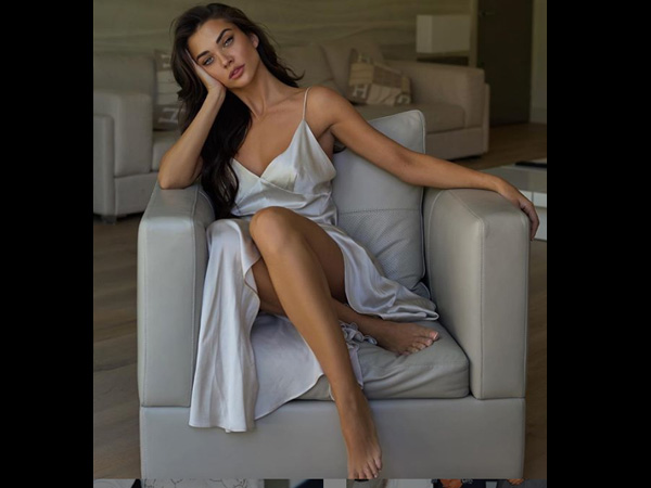 The Sizzling Amy Jackson