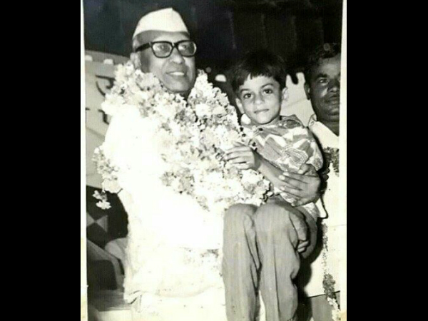 SRK Was A Mischievous Kid