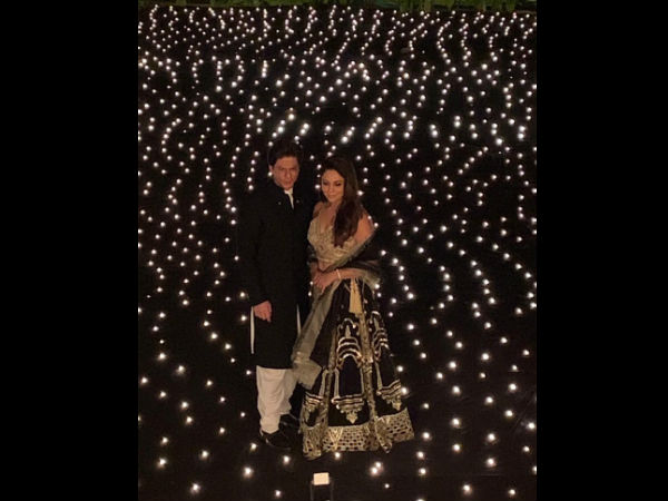 Mr & Mrs Khan 