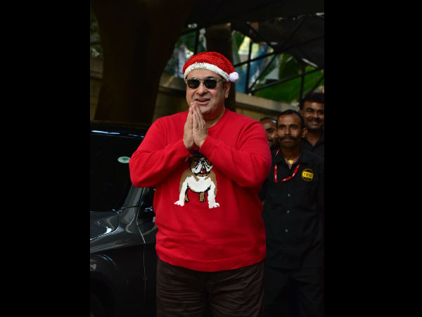 Rishi Kapoor Giving Out Christmas Vibes