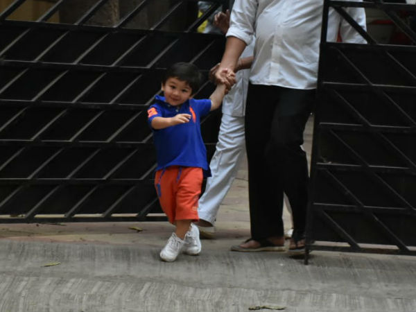 Taimur Is Excited To Meet The Familiar Paps Taimur Is Excited To Meet The Familiar Paps