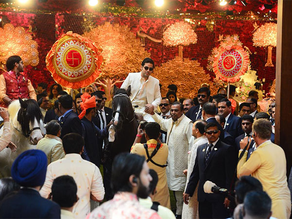 The Ambani Brothers - Akash & Anant The Ambani Brothers - Akash & Anant