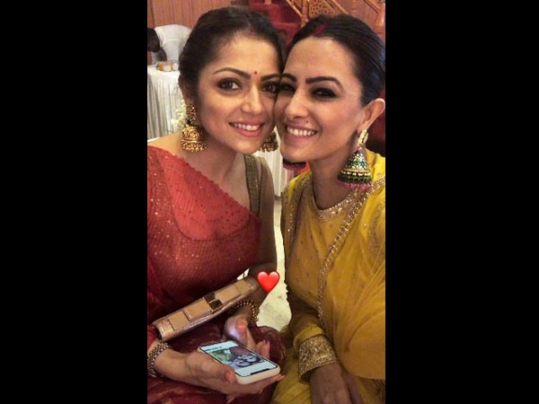 The Gorgeous Ladies At The Wedding