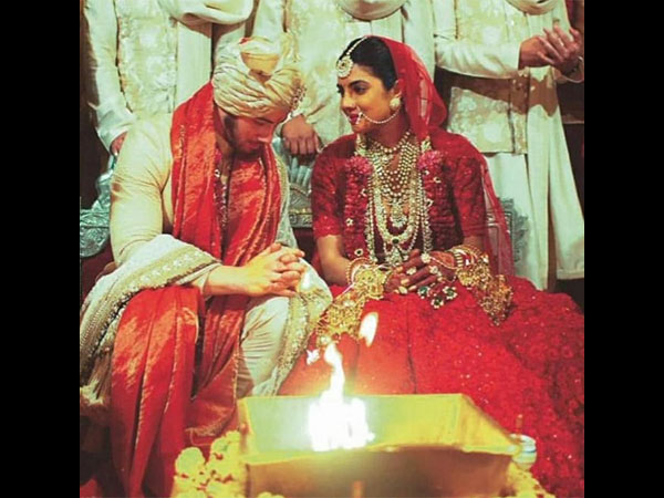 The Couple Had Eyes Only For Each Other