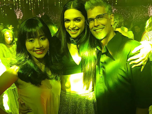 Smiling Faces On A Glittery Night