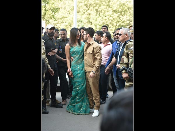 All Eyes On Their Wedding Pictures All Eyes On Their Wedding Pictures