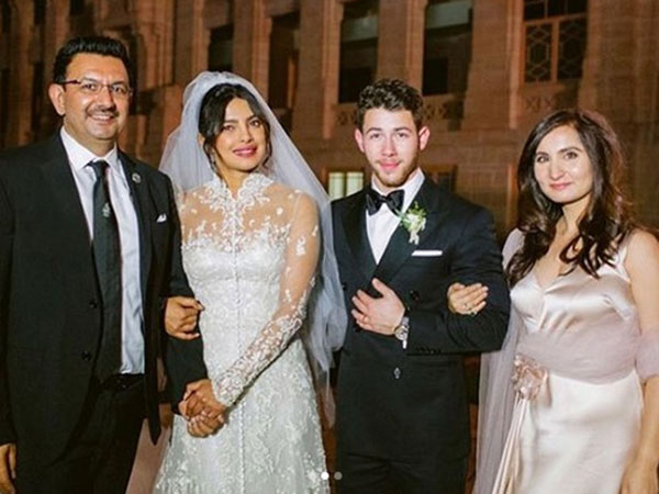 Capturing Moments Capturing Moments