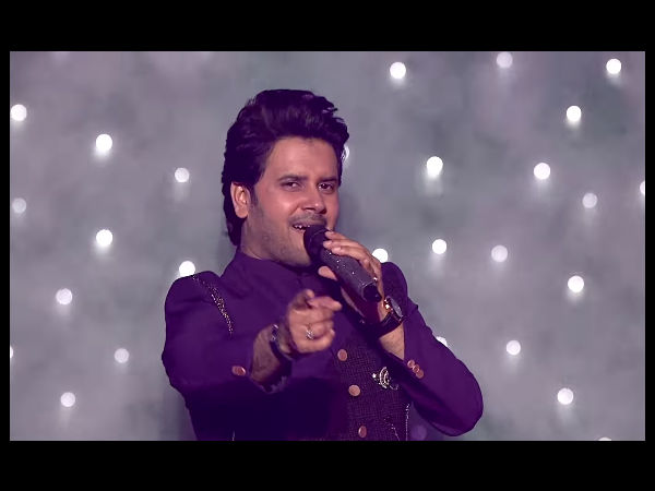 Nitin Receives A Standing Ovation