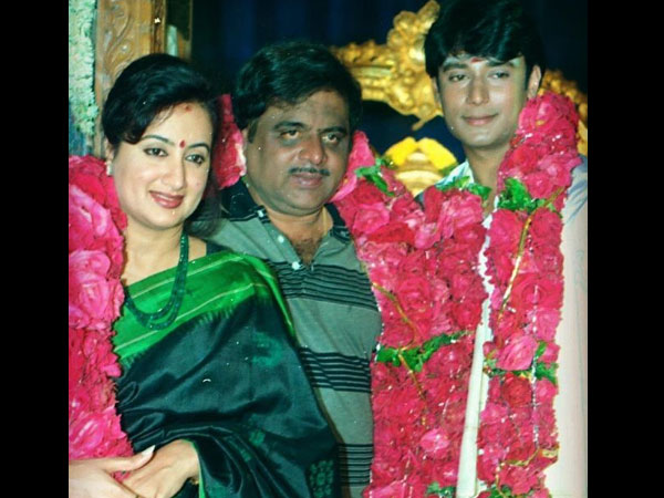 Darshan & Ambi Were A Family