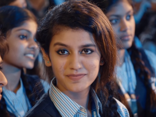 2. Manikyamalaraya (Oru Adar Love)