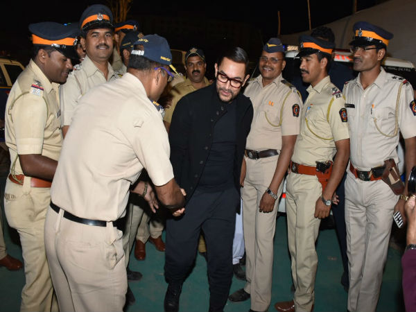 Aamir Greets The Cops Aamir Greets The Cops