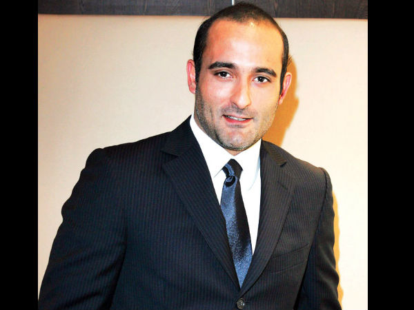Akshaye Khanna Feels Lucky To Have Worked With Big Stars Previously