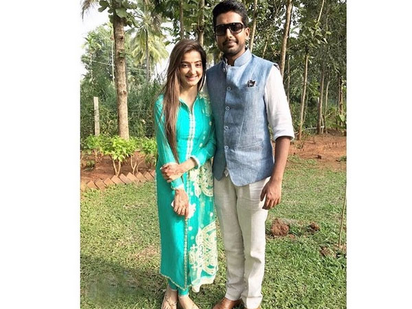 Lovey To Get Married In South Indian Style As Well!