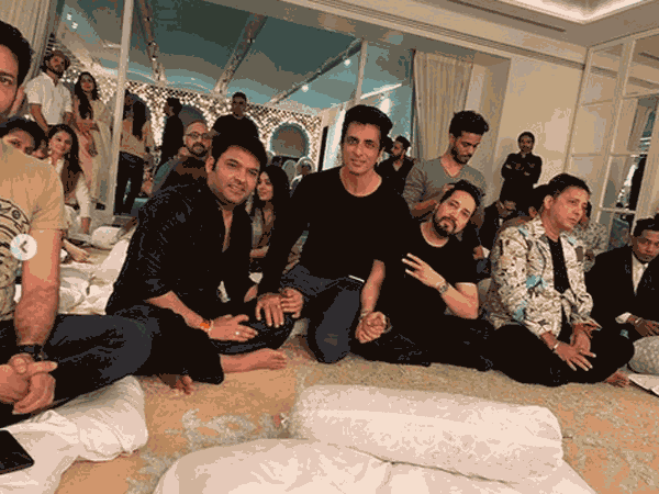 Kapil Made Jaspinder Sing ‘Tare Hain Barat’ Twice! Kapil Made Jaspinder Sing ‘Tare Hain Barat’ Twice!