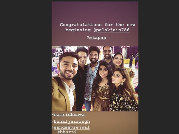 Kunal Jaisingh, Bharti Kumar, Pooja & Others Pose For A Selfie