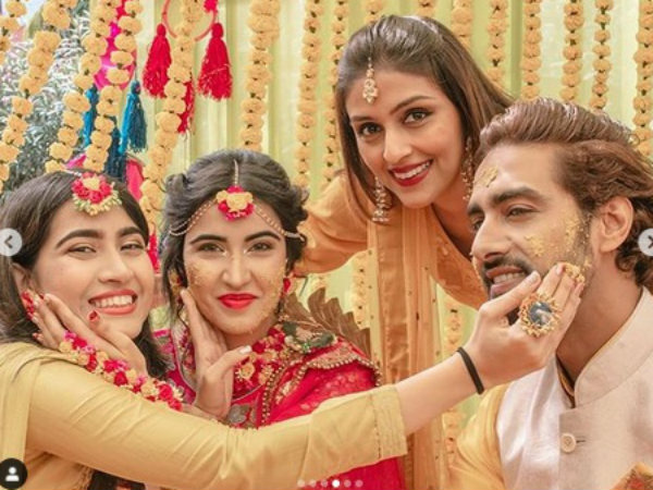 Aarti Chabria Attend Sheena’s Haldi & Mehendi Ceremonies