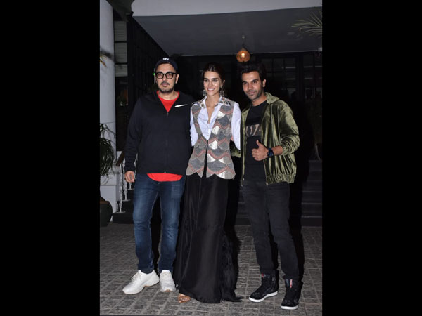 Kriti, Rajkummar & Dinesh Head Out