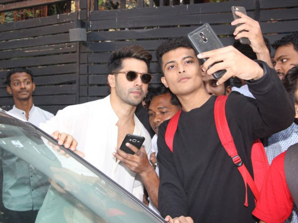 Varun Poses For Selfies With Fans