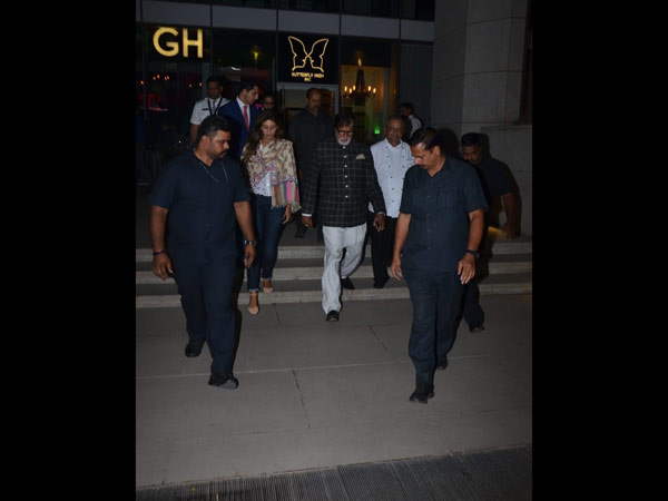 Big B & Shweta Also Joined Them For Dinner Big B & Shweta Also Joined Them For Dinner