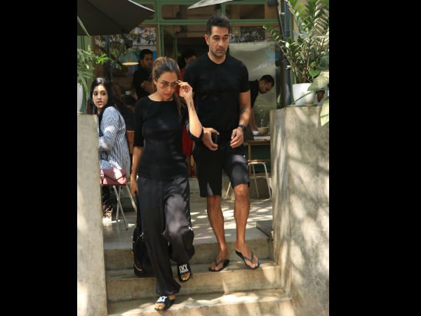 Amrita Arora & Her Hubby Have A Chill Sunday At A Cafe