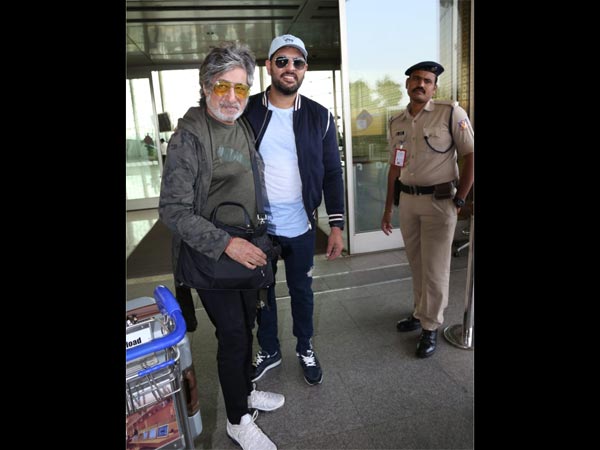 Shakti Kapoor & Yuvraj Singh Pose Together
