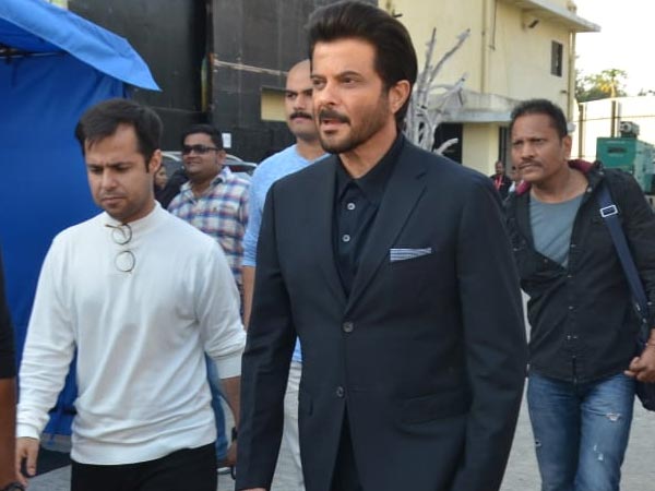 Anil Kapoor Back Stage On The Sets Of Sa Re Ga Ma Pa Lil Champs