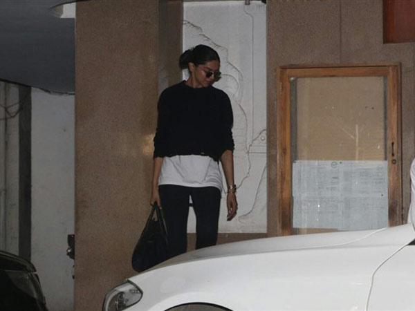 Deepika Padukone Gets Papped