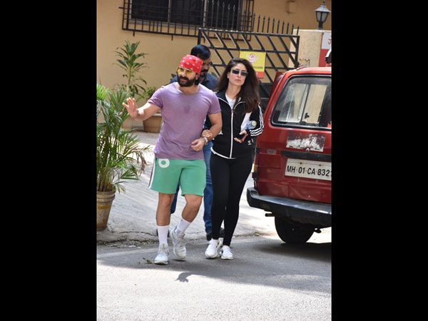 Saif & Kareena Head To The Gym Hand In Hand!