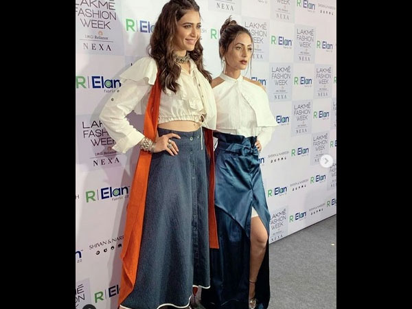 Hina & Karishma At Lakme Fashion Week