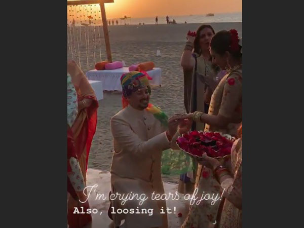 Suyash Goes Down On His Knees For Mohena