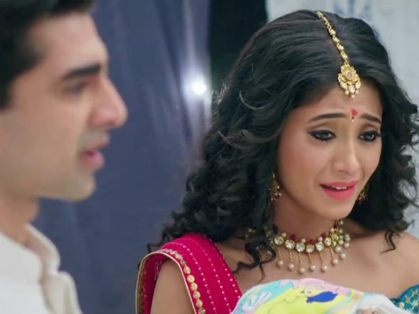 Naira Locks Herself In A Room With The Baby!