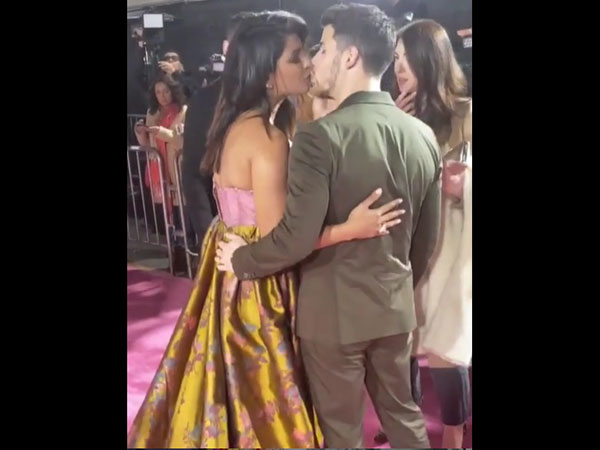 Kiss-N-Pose Kiss-N-Pose