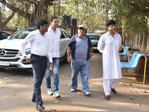 Satish Kaushik At The Funeral