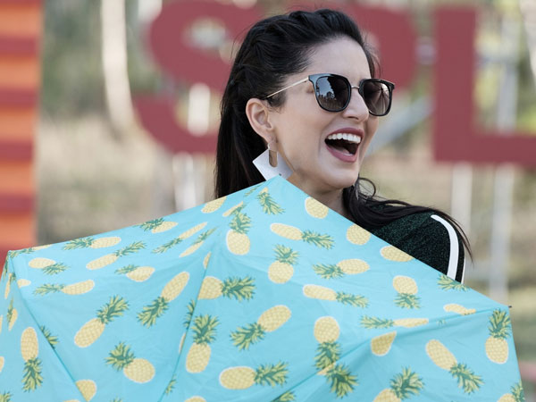 It Shows Sunny Leone Applied In General Category