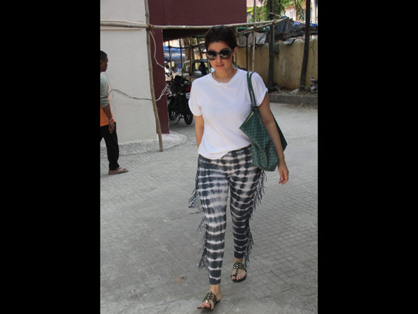 Twinkle Khanna Snapped After Her Work Out Session