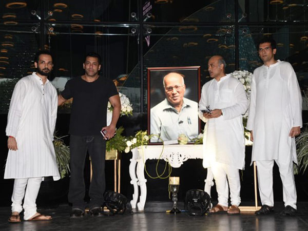 Salman and Sooraj Barjatya Snapped Salman and Sooraj Barjatya Snapped