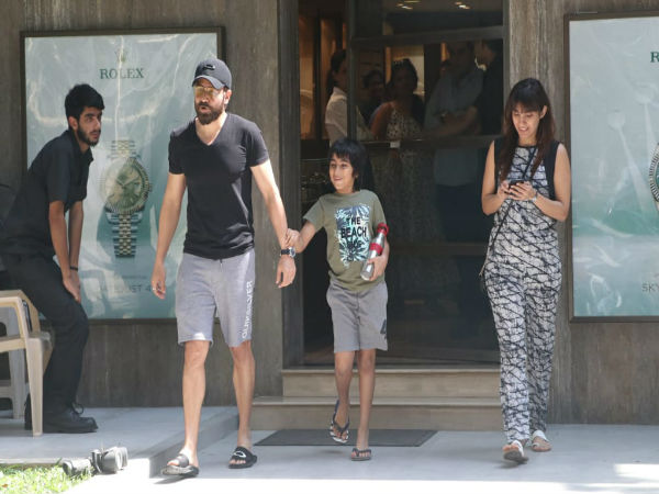 Emraan Hashmi And His Family Go Shopping
