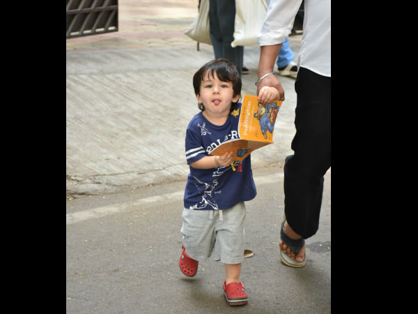 Taimur Makes Funny Faces To The Cameras Taimur Makes Funny Faces To The Cameras