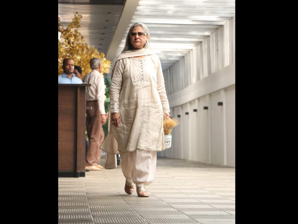 Jaya Bachchan Looks Elegant At Hiroo Johar's Birthday Bash