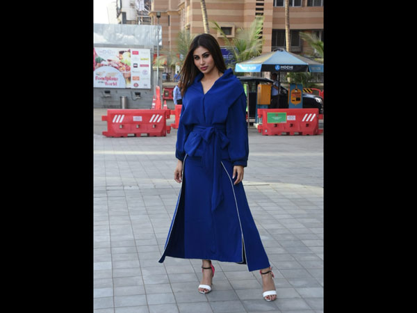 Mouni Roy Out And About In The City Mouni Roy Out And About In The City