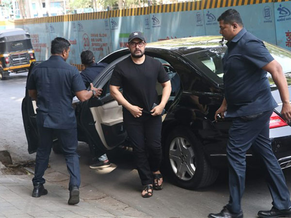 Aamir Khan Snapped Out And About In The City
