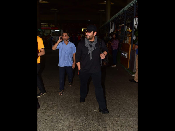Arshad Warsi's All Black Airport Look