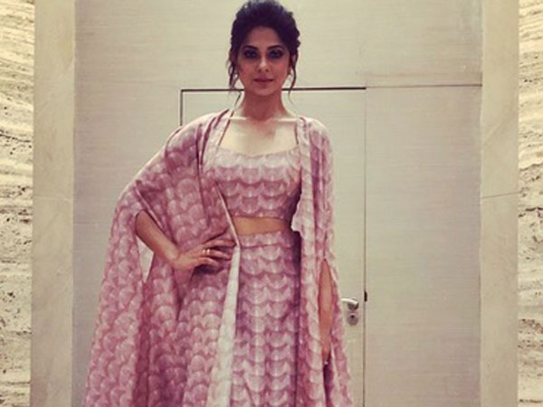 Jennifer Winget As A Host Jennifer Winget As A Host