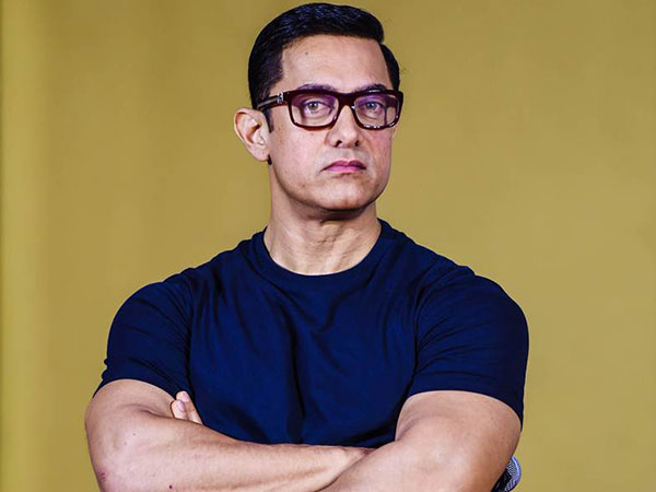 Aamir On Comparisons Between Junaid & Him