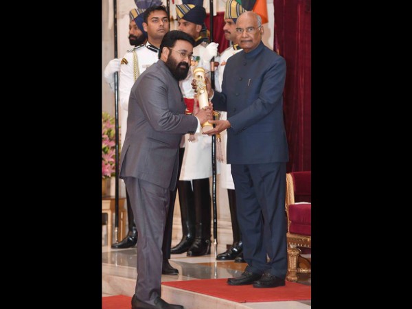 Mohanlal Receives Padma Bhushan Award From The President Of India!